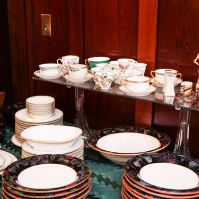 Italian made dish ware