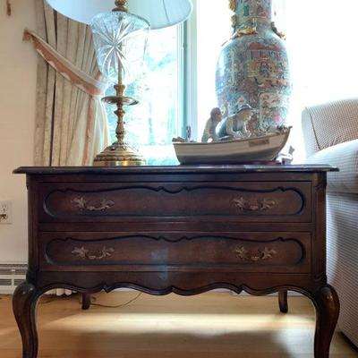 Lladro, Paloma, Rose Medallion Chinese Export Pottery Floor Vases, Waterford Lamp, Rapids Furniture End Two Drawer End Tables, PAIR 