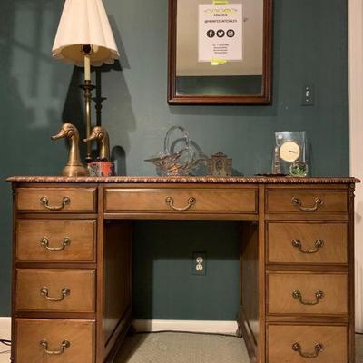 Double Pedestal Desk 