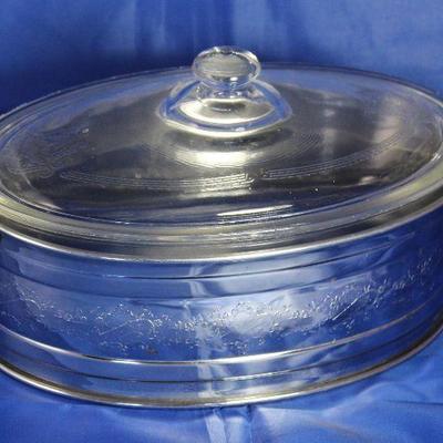 Glasbake oval casserole with chrome caddy