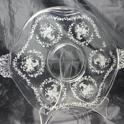 Elegant glass of the Depression era 1938-1954 Fostoria â€œMayflowerâ€ two handled 10â€ tidbit tray