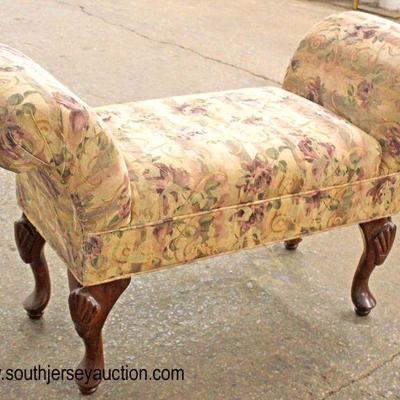  Queen Anne Upholstered Decorator Bench 