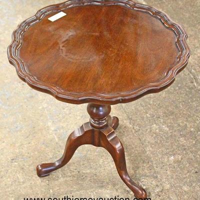  Mahogany Pie Crust Lamp Table 