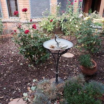 A wide choice of outdoor decor!