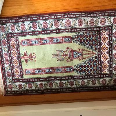 Persian rug $295
40 X 25"