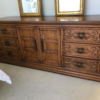 Drexel dresser with 2 mirrors $495
76 X 20 X 34"