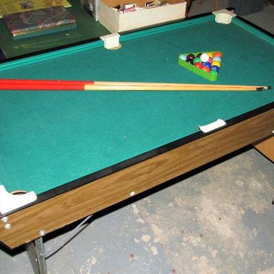 Kid size pool table