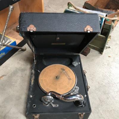Antique Linguaphone Vivatone Hand Crank Record Player
