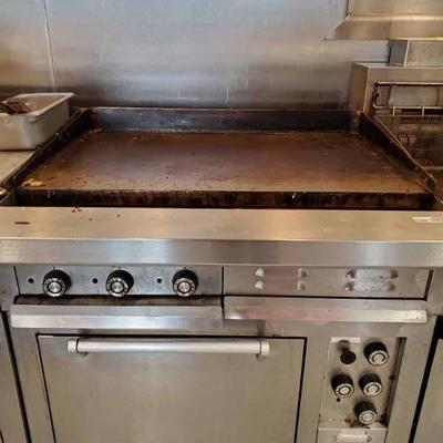 Southbend Flat Top Grill Oven Range Fully Function ...