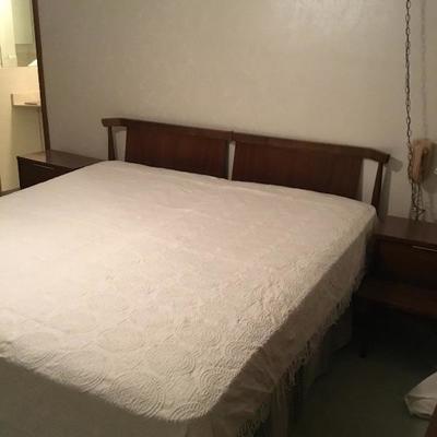 Kent Coffey king size headboard 