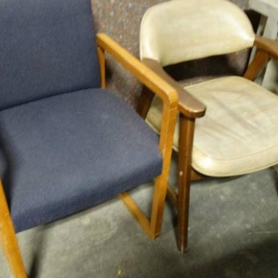 2 waiting room chairs
