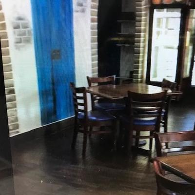 Tables/Chairs/Doors
