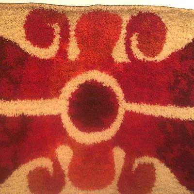 VINTAGE RYA RUG/WALL HANGING