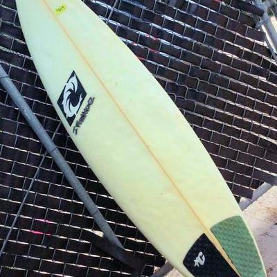 HFS009  J. Fernandez Surfboard