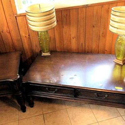 HFS036 Wooden Table & Two Lamps