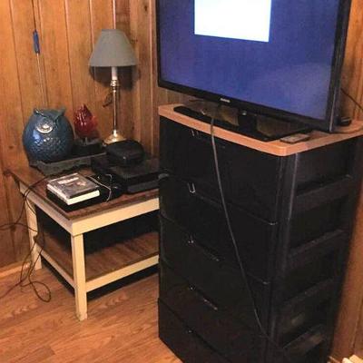 HFS051 Samsung TV & Bedroom Furniture