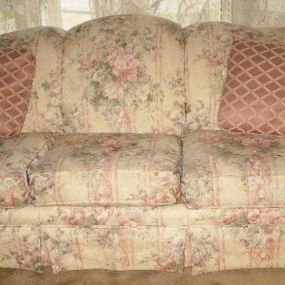 Broyhill sofa    BUY IT NOW $165.00