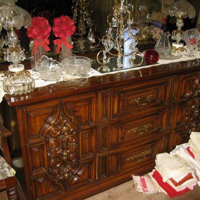 matching buffet  BUY IT NOW $ 145.00