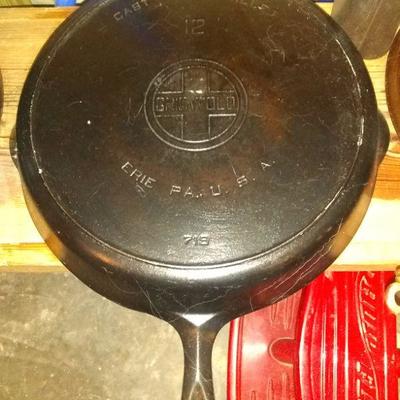Griswold # 12 cast iron skillet