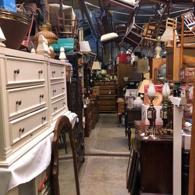 Estate sale photo