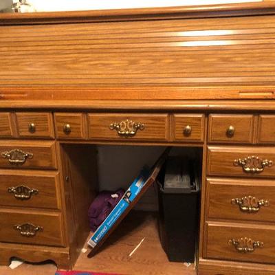 Roll top desk