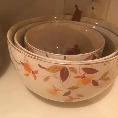 Vintage "Hall's Superior" autumn leaf jewel tea mixing bowls