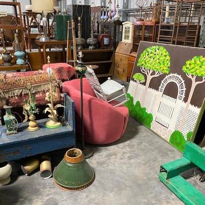 Estate sale photo