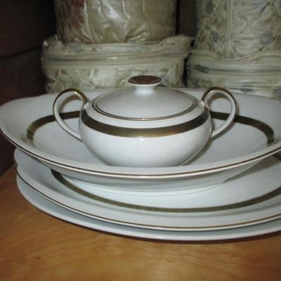Royal M By Meito Japan "Key Largo" China Service 