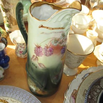 Limoges Separates
Royal Copeland Collections
Harrod's Copeland Spode China "Chelsa"
Waterford Glasses 