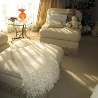 Comfortable Custom Accent Chairs With Ottoman Fringe Bottom 
