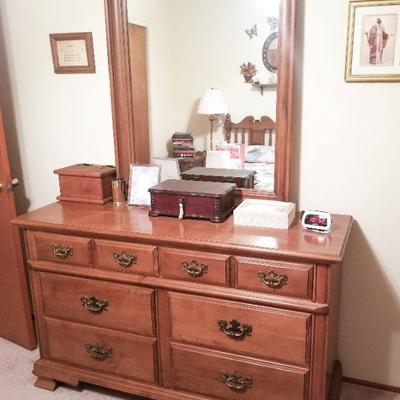Dresser w/mirror, Tell-City Hard Rock Maple