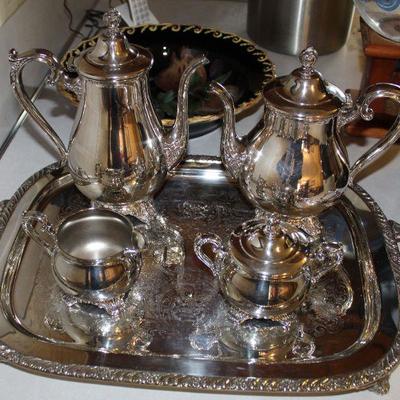 SILVER PLATE SET