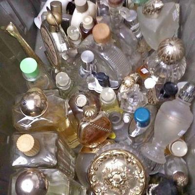 https://www.ebay.com/itm/114168083908 BOX075 COLLECTION OF  VINTAGE PURFUME, AFTER SHAVE BOTTLES ETC   $40.00 (Some still have product in...