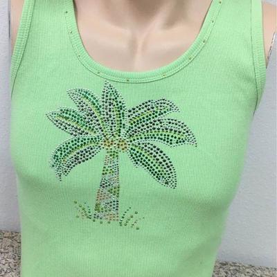 https://www.ebay.com/itm/124142011098 KB0076: Bedazzled Green Tank Top with Palm Tree 1X