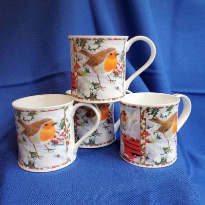 Lot 98: 4 Dunoon Mugs $30