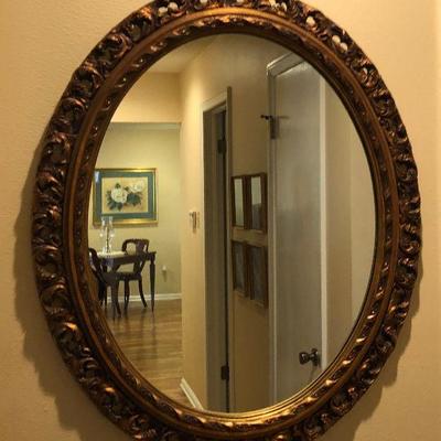 https://www.ebay.com/itm/114226793161	BU1052: Ovel Gold Gilt Mirror Antique Local Pickup	 $50 
