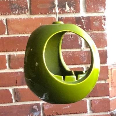 https://www.ebay.com/itm/114226969419	BU1101: Mid Century Hanging Pottery Ash Tray	 Auction 
