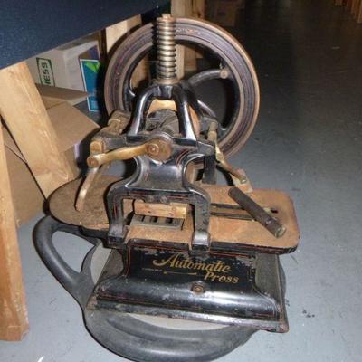 Estate sale photo