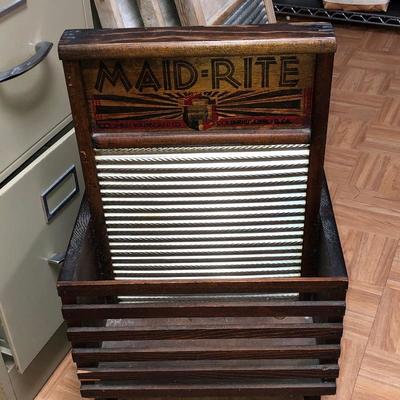Washboard magazine rack