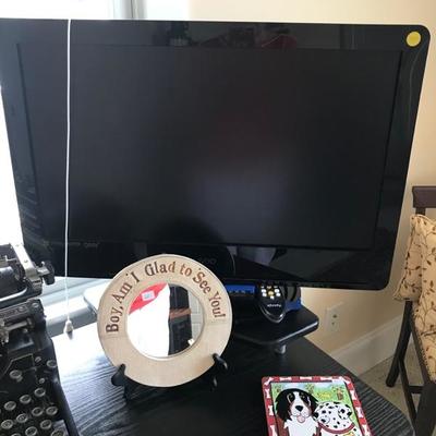 TV with remote $50