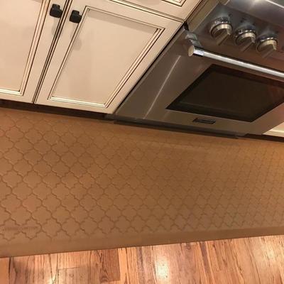 Rubber mat $25
72 X 24"