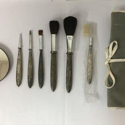 https://www.ebay.com/itm/114237623223	KB0172: Plated Silver Makeup Tools w/ Mirror	 $10.00 
