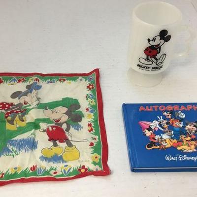 https://www.ebay.com/itm/124201073974	KB0169: Disney bundle: mug, hanky, and book	 $25.00 

