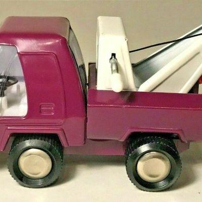 https://www.ebay.com/itm/114235286591	BU047: VINTAGE BUDDY L PURPLE TOW TRUCK	 Auction 
