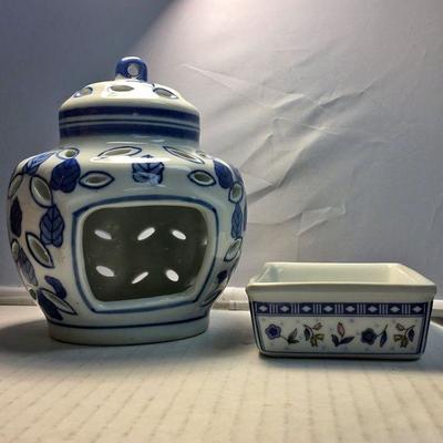 KB0188: Oriental Lot of Candle Holder and Mini Dish	 $15.00 	 Cash / Venmo / Cash Ap Payments 
