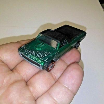 https://www.ebay.com/itm/124199020388	BU3082 USED VINTAGE 1968 GREEN HOTWHEELS CUSTOM FLEETSIDE RED LINE WHEELS MADE	 Auction 
