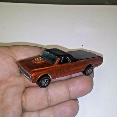 https://www.ebay.com/itm/114235269856	BU3081 USED VINTAGE 1967 ORANGE HOTWHEELS CUSTOM FLEETSIDE RED LINE WHEELS	 Auction 
