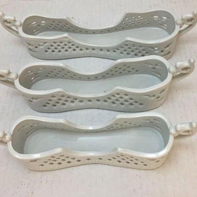 KB0181: Porcelain Treasures Flatware/Silverware Holder Caddy 3 pieces, 12", 10.5", 10"	 $20.00 	Cash / Venmo / Cash Ap...