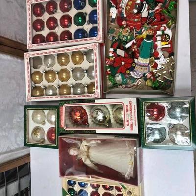 https://www.ebay.com/itm/124208487204	Cma2091: Assorted Vintage Christmas Ornaments Local Pickup	 $65.00 
