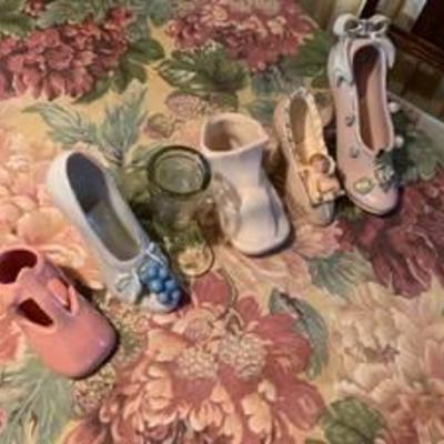6PC Decorative Shoe Lot